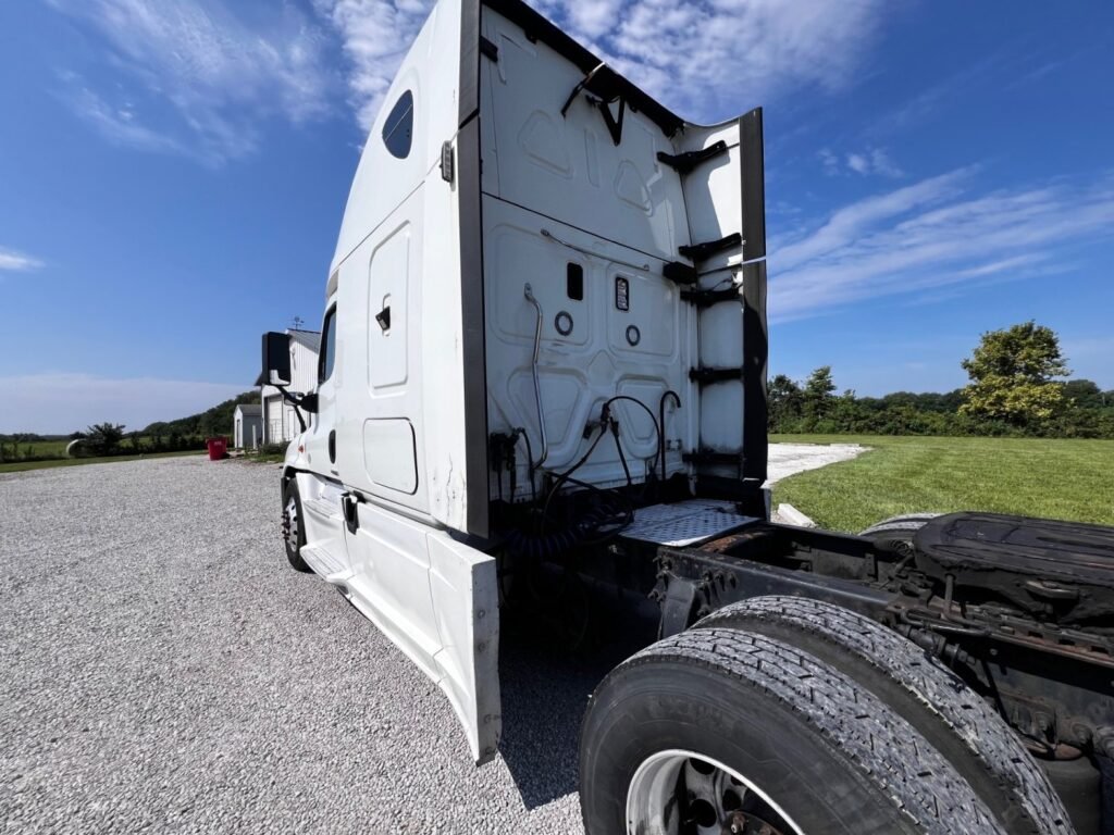 54203b03-4c8e-435a-abd2-e26d04876689