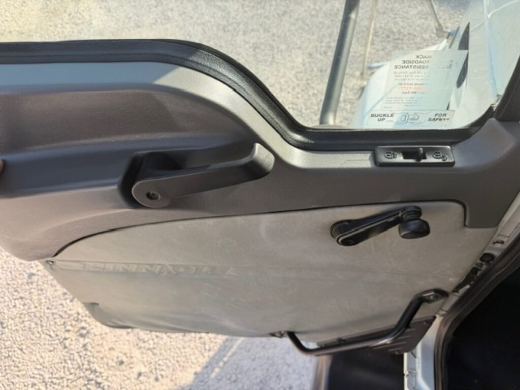 7ea29133-e833-45b3-9388-6ff85fd3c700