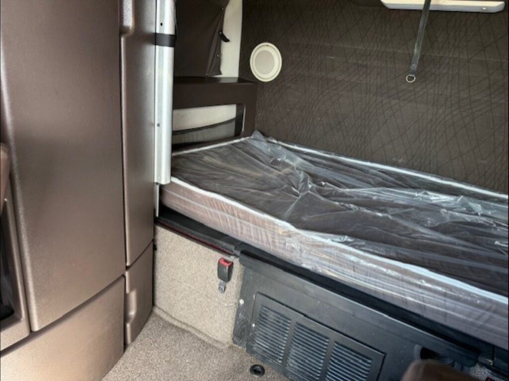 a8c11128-c398-436c-804d-0c49638b20dd