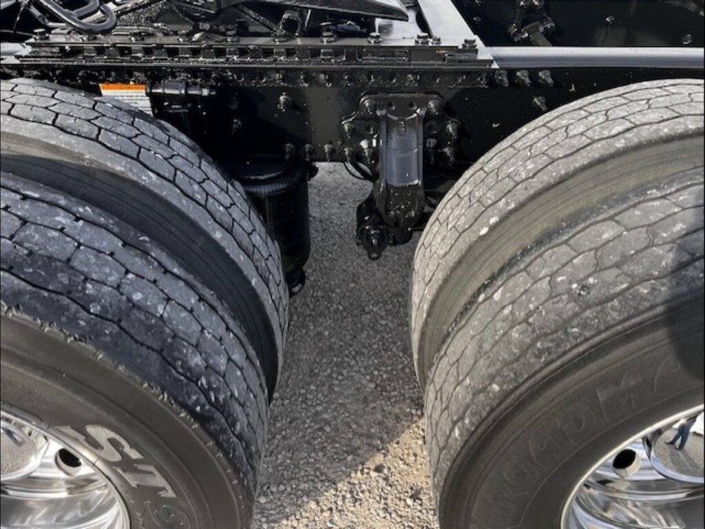 e4d2775f-c2aa-4bf9-b98d-bbc570f72616