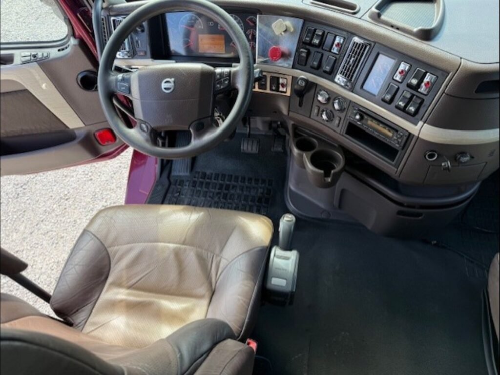 ee8087a9-4d2c-4f39-af8c-8b7e2d7deff4