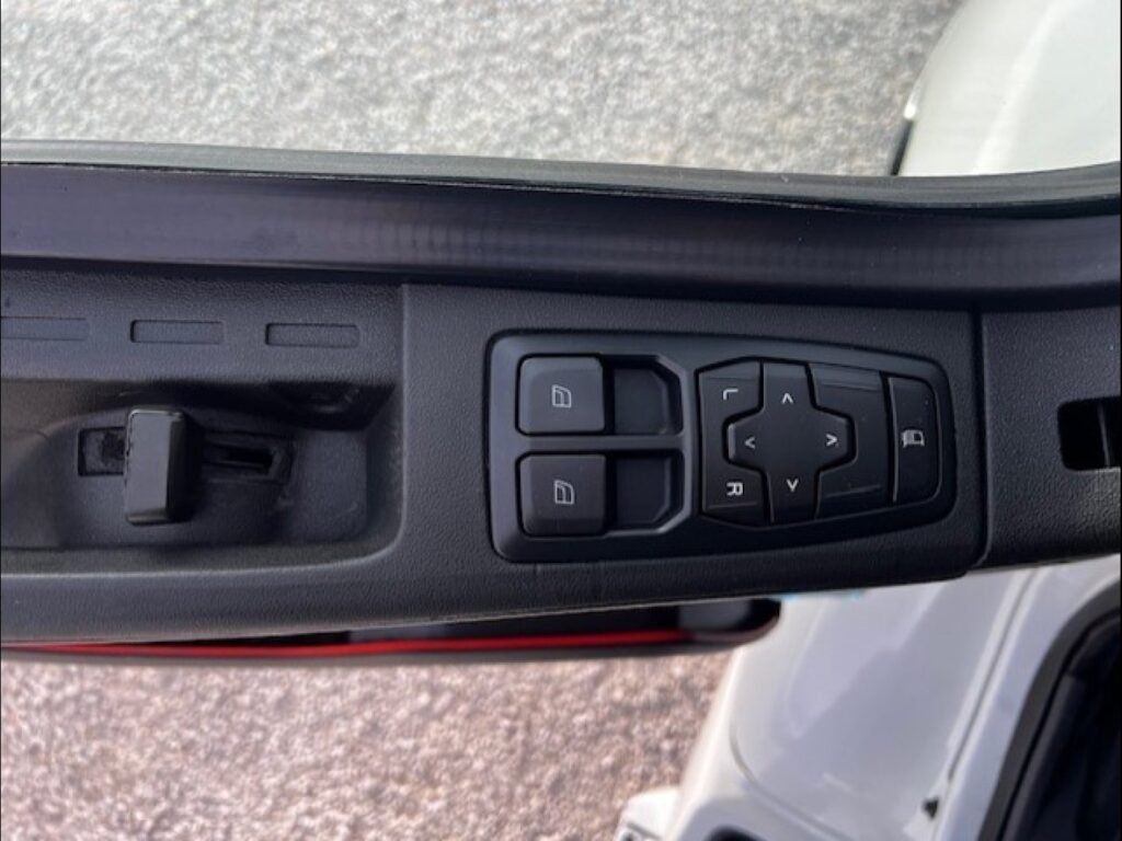 efe51eae-c117-4b52-9e7c-a5061ac52740