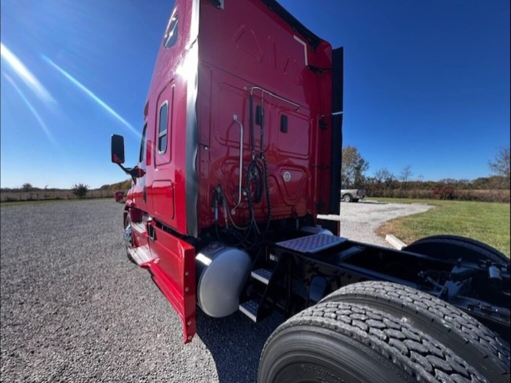 f7281852-612a-4ddf-b598-a7a52a9f5bb3